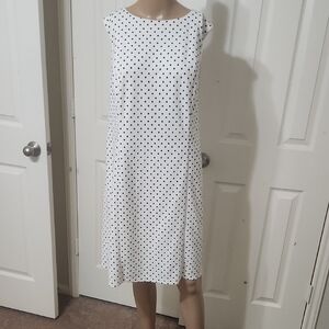 AGB 16 W Crew Neck Sleeveless Black and White Polka Dot Midi Dress